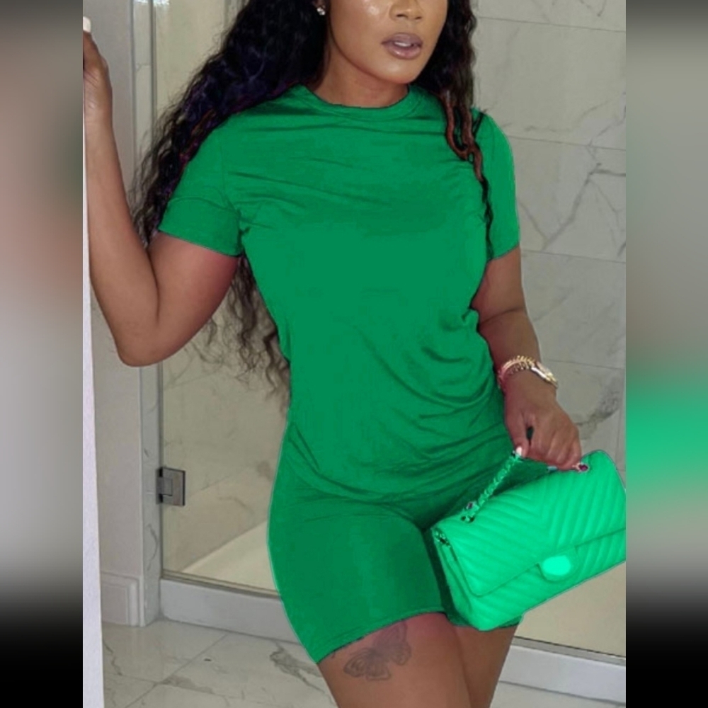 NEW GREEN 2 PIECE SHORT SET PLUS SIZE FITS SIZES 3XL- 4XL